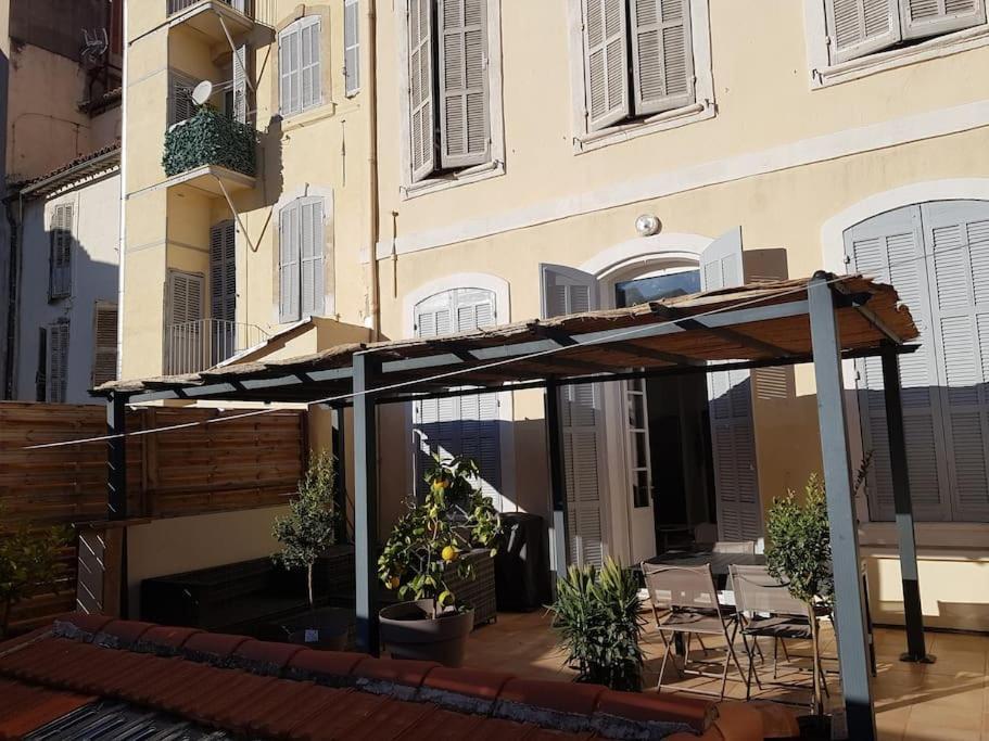 Superbe 2 Pieces Avec Grande Terrasse, Classe *** Marseille Exteriör bild