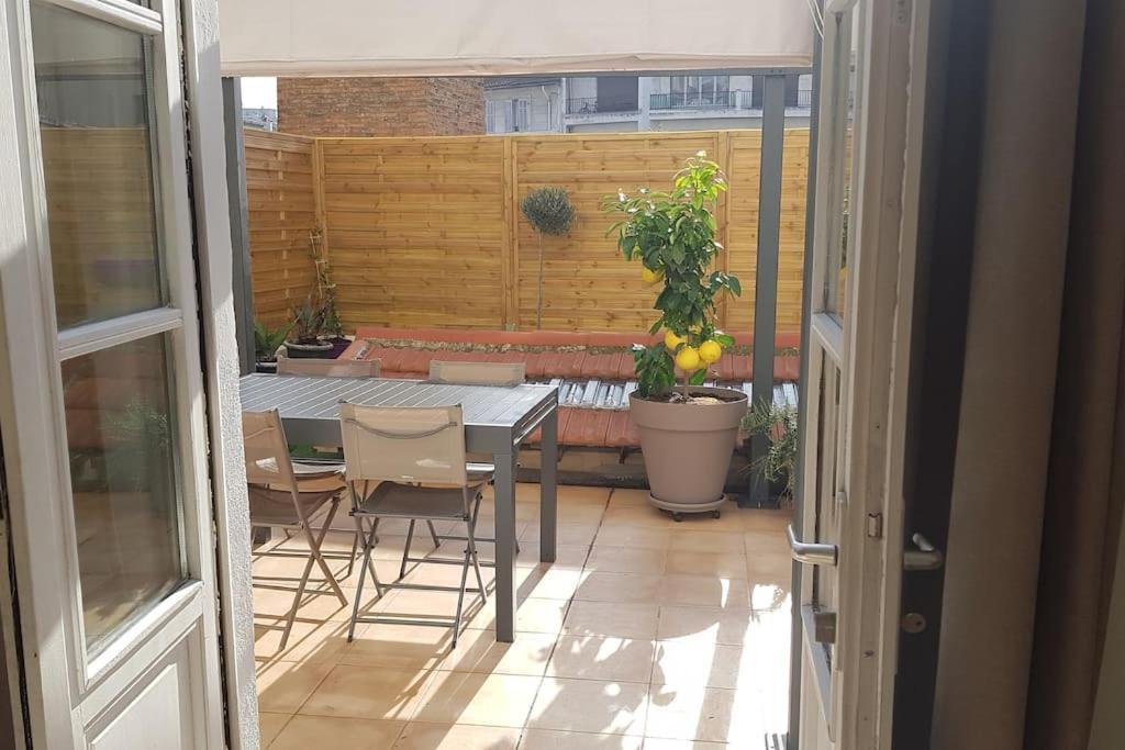 Superbe 2 Pieces Avec Grande Terrasse, Classe *** Marseille Exteriör bild